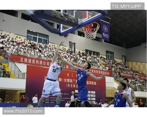 成都篮球队技术揭秘：从战术到训练全方位解析篮球巨献的背后故事